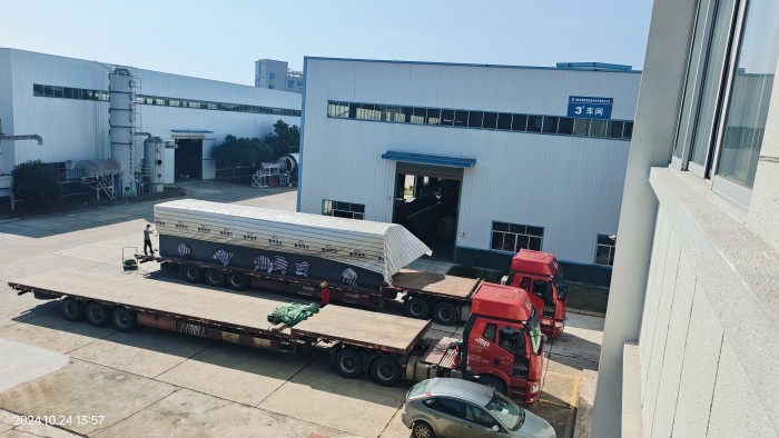 湖南奔驥環(huán)保能源科技有限責任公司,環(huán)保設(shè)備設(shè)計,垃圾處理設(shè)備,廢輪胎處理設(shè)備 